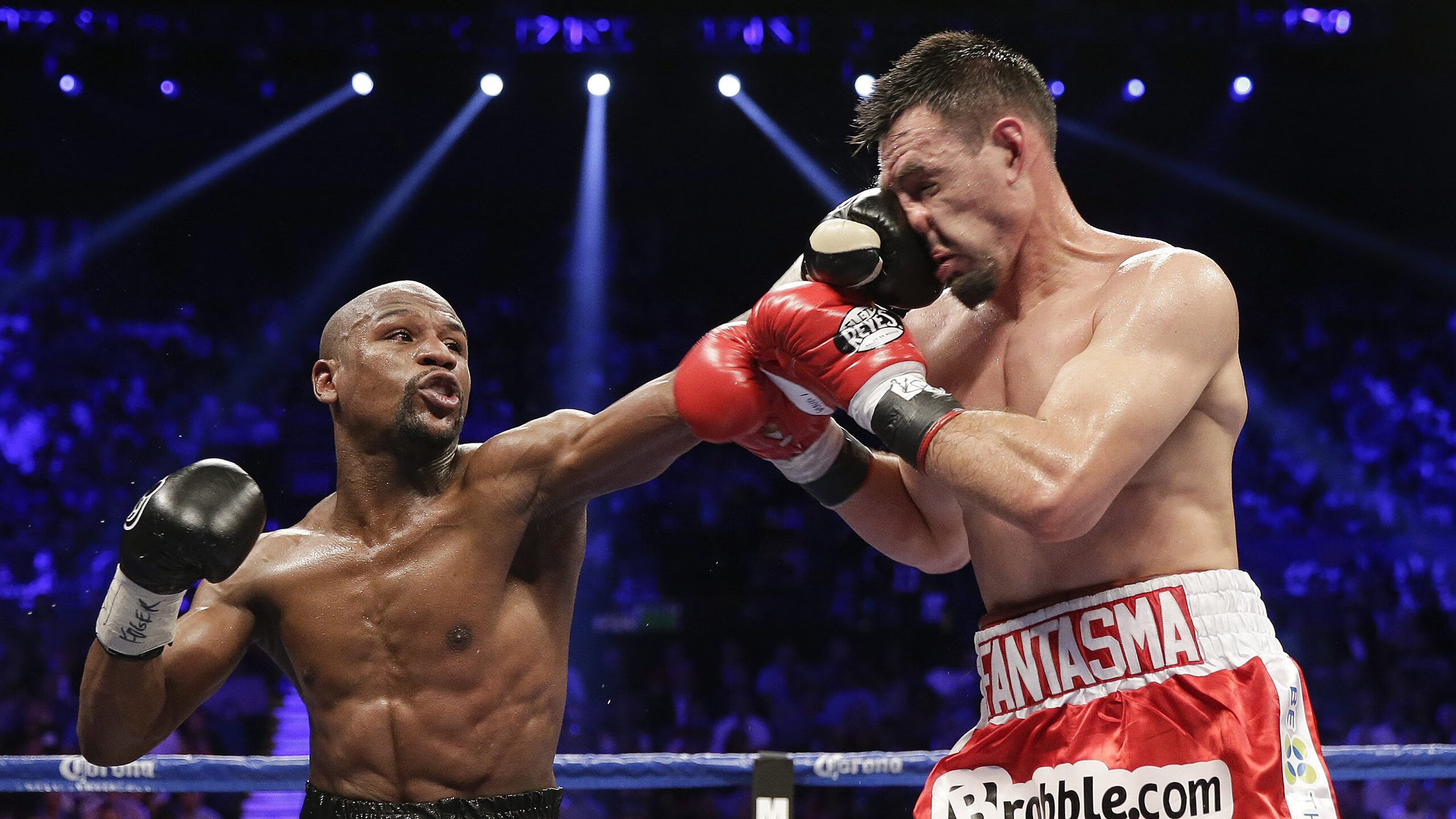 法国小将横空出世,6大豪门争抢年轻前锋,法国队新秀小将